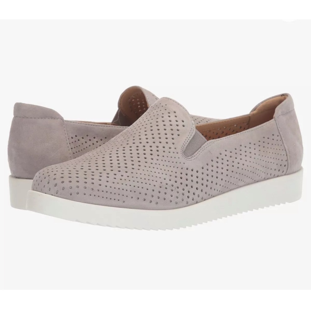 Naturalizer Bonnie Slip-On Shoes, Women's Size 7M, Gray